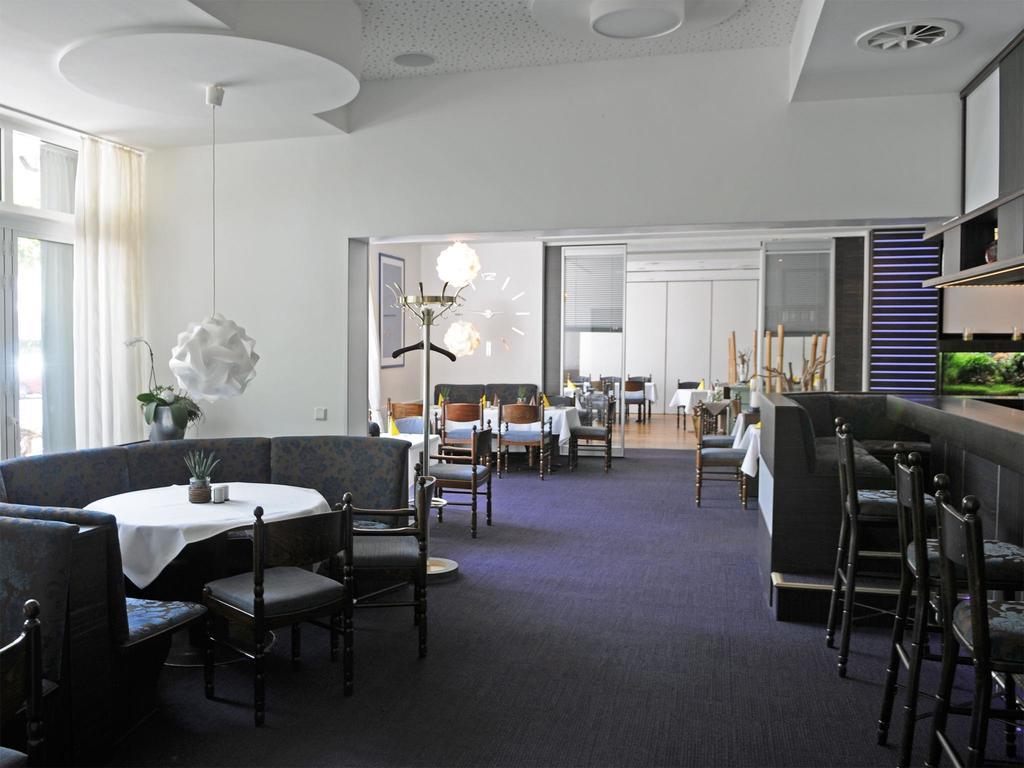 Hotel-Restaurant Thomsen Delmenhorst Bagian luar foto
